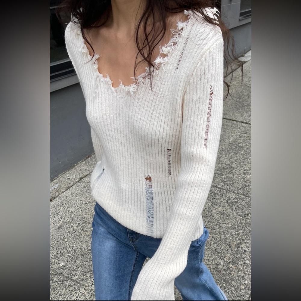 OAK + FORT Distressed White Sweater NWT XS